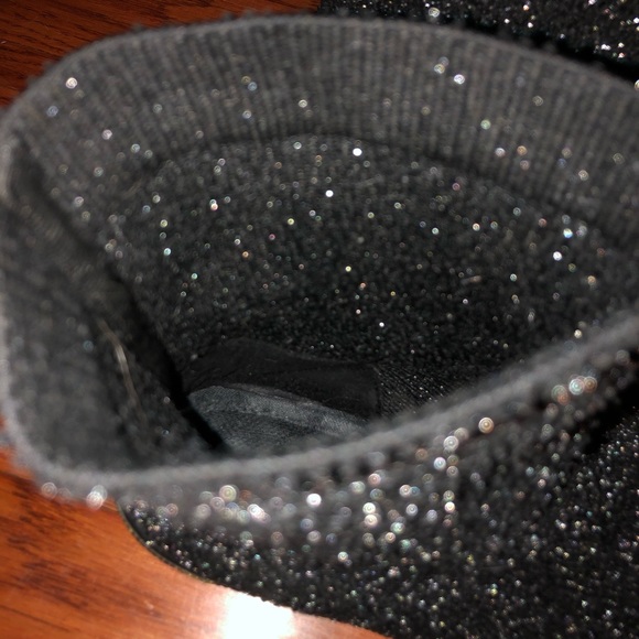 bernie mev. GLITTER SLIP ON SOCK SNEAKERS/ HI-TOP ✨ - Picture 7 of 8